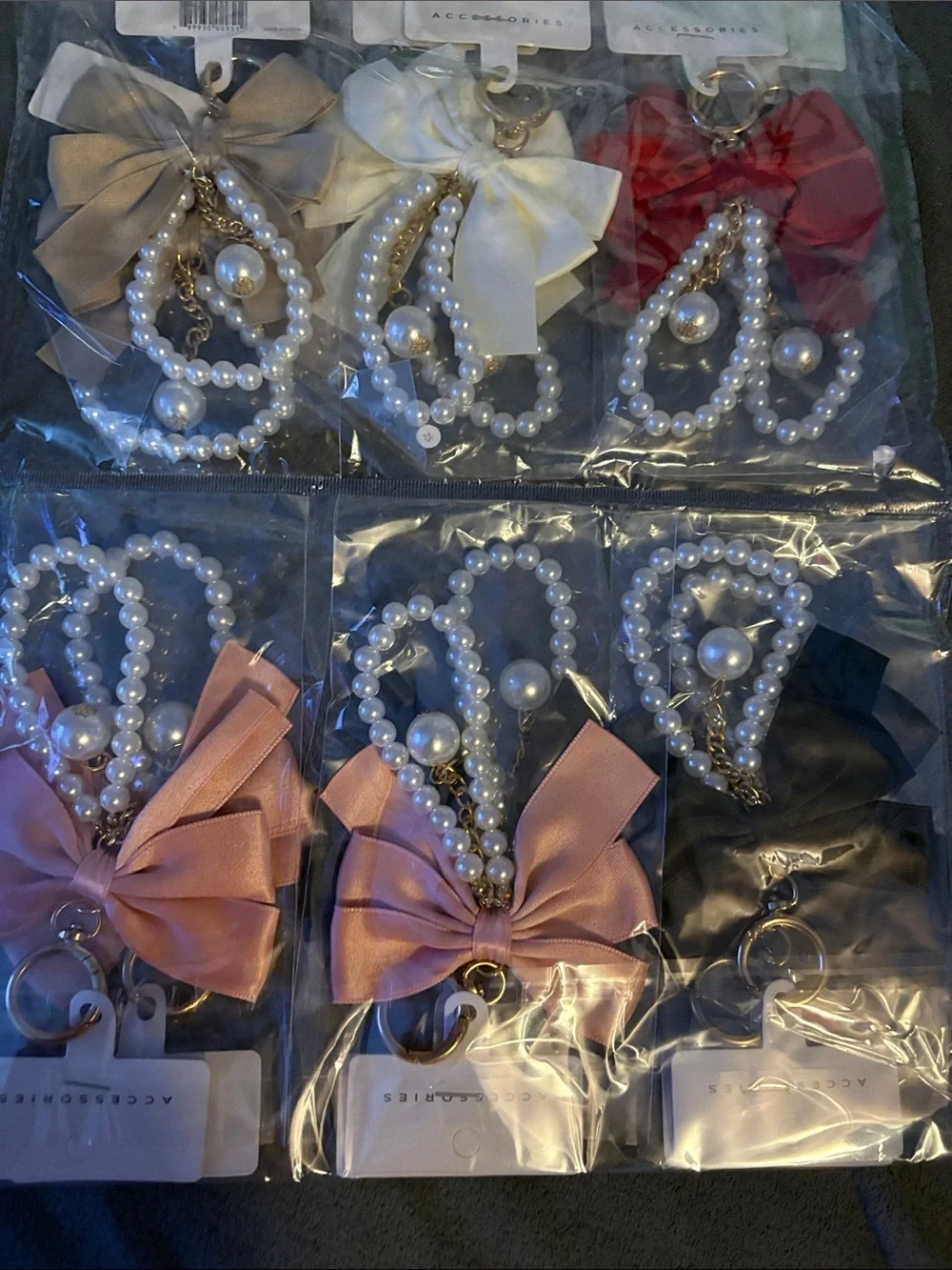 N/A pearl bow